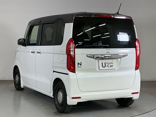 当店での販売車両は、車検整備はもちろん、車検残ありの車両でも点検整備をしっかり終わらせてからお客様へ引き渡し致しますので、安心してご購入いただけます♪