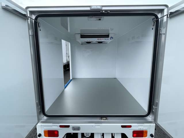 スズキ キャリイ 冷蔵 冷凍車 低温冷凍車 マイナス25度設定  50mm仕様 ETC 保証付 福岡県の詳細画像 その16
