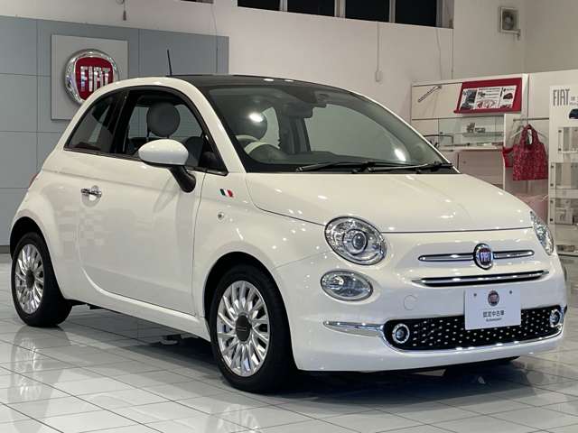 愛らしいデザインと上質感を兼ね備えたＦＩＡＴ５００を代表する一台です。