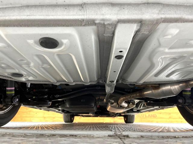 下回りがきれいなうちに、防錆加工の施工がオススメ。降雪地域はもちろん、沿岸部にお住いの方や、趣味でマリン・ウィンタースポーツをされる方にご好評いただいております。