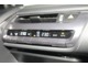 『オートエアコン』は、一度温度を設定すれば自動で設定温度に調整。車内温度を快適に保ちます。
