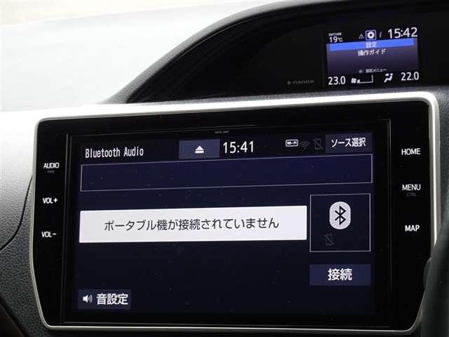 CD・ＤＶＤ（再生機能）・ブルートゥース等を使用することができます。