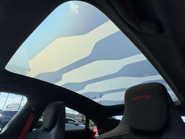 Porsche Taycan, фото 40