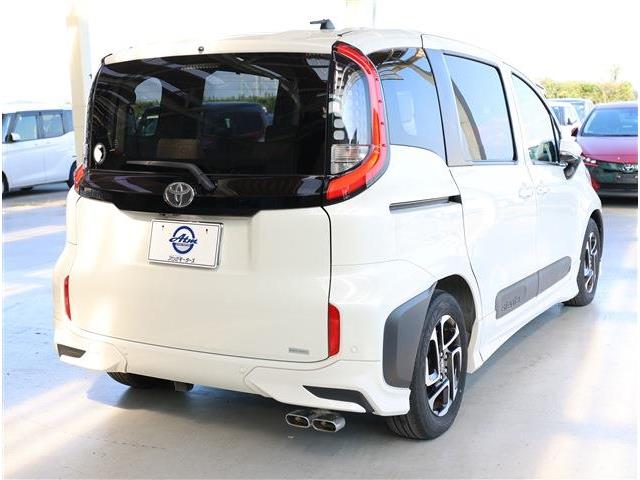 アツミモータースでは人気の中古車を常時１５００台展示！掲載車両以外にも当社ホームページにて検索できます！