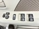 スイッチ操作で手軽に　ドアミラーの開閉や角度調節が可能です。