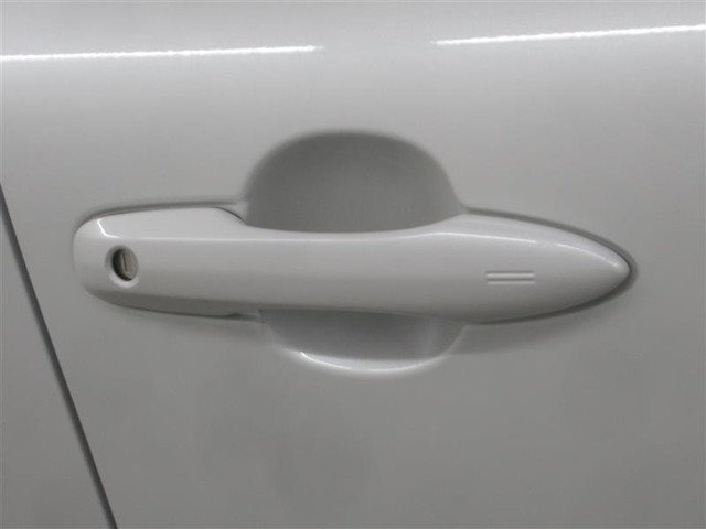 トヨタ カローラクロス 1.8 ハイブリッド Z LEDヘッドライト スマートキー付き 静岡県の詳細画像 その7