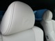 運転席＆助手席シートのヘッドレスト部分にもFマークが刻印されています。　特別なお車である事の証ですね。