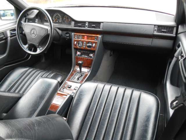 メルセデス・ベンツ Eクラスワゴン E280 黒レザーシート サンルーフ AMGタイプ 茨城県の詳細画像 その15