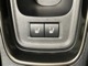 スイッチひとつでシートがすぐに温まり、寒い季節も快適。運転席と助手席に装備されています。