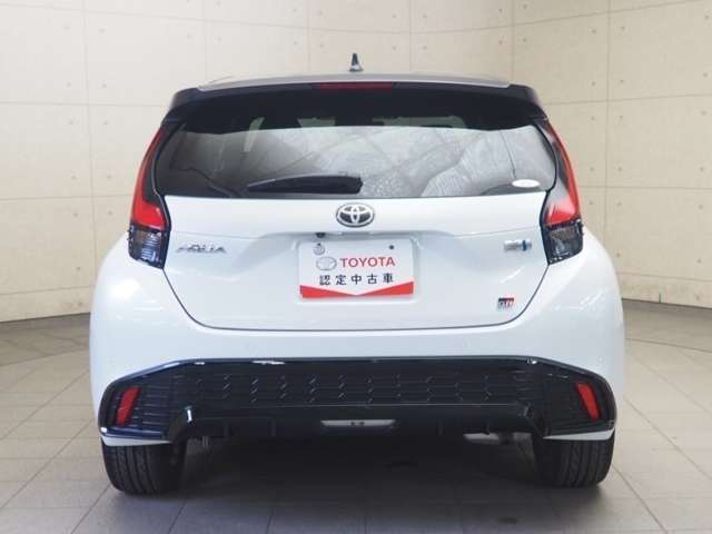 安心の納車前整備！エンジンオイル、オイルフィルター、ワイパーゴム、交換致します。 詳しくはスタッフまで、お問い合わせ下さい。