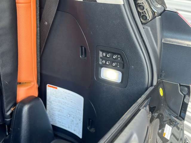 レクサス LX 570 4WD サンルーフ 茶本革シート 純正ナビ ETC 千葉県の詳細画像 その13