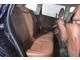 リヤシートはリクライニング機能を兼ね備えており、ゆったりとした、シートポジションを確保できます。