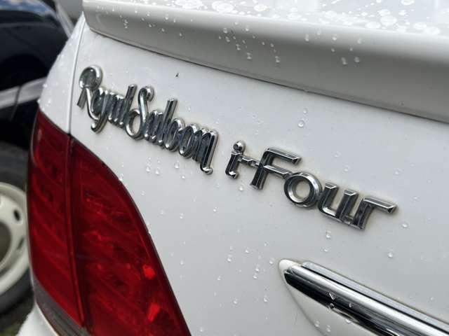 トヨタ クラウンロイヤル 3.0 ロイヤルサルーン i-Four Sパッケージ 4WD  北海道の詳細画像 その7