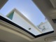 ◆サンルーフ【車の中は個室のようなプライベート空間が広がりますが、その中に外の景色と空気を感じられる窓がついているだけで気分が明るくなります。】