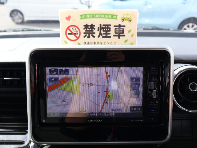 社外ナビゲーションついています。