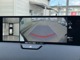 ◆360°ビューモニター◆車両の前後左右にある4つのカメラを活用し、センターディスプレイの表示や警告音で低速走行時や駐車時に車両周辺の確認を支援するシステムです。