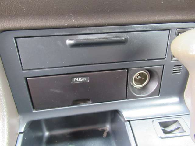 2002 Toyota Hiace – thumbnail 44