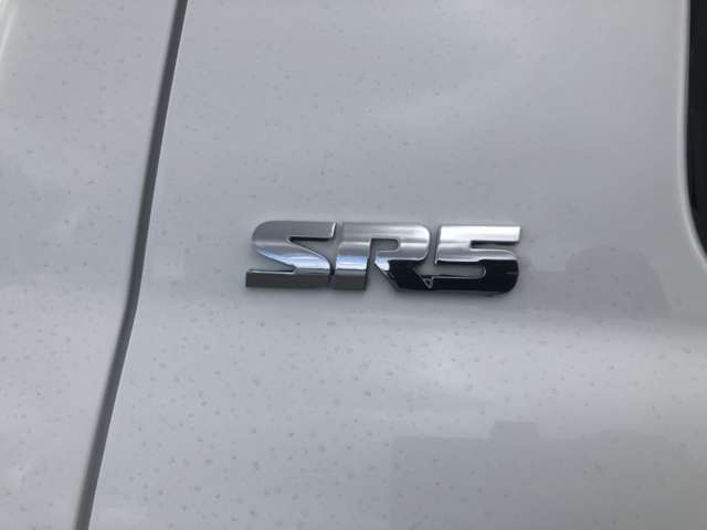 米国トヨタ タンドラ クルーマックス SR5 5.7 V8 フルカスタム/リフトアップ/アルミ/マフラ 岡山県の詳細画像 その9