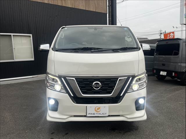 当社自慢のお車です。装備・機関系チェック済み♪横にこの車のセールスポイントを、写真と説明でアピールしてあります♪まずはご覧になってください。
