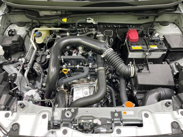 親切・丁寧な専門メカニックスタッフが応対！・車検・点検整備・事故等の修理などアフターサービスも安心。お車のカスタマイズもネクステージのサービススタッフまでご相談ください！