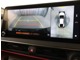 パノラミックビューモニター付きです。車両を上から見たような映像をディスプレイオーディオ画面に表示。運転席からの目視だけでは見にくい、車両周辺の状況をリアルタイムでしっかり確認できます。