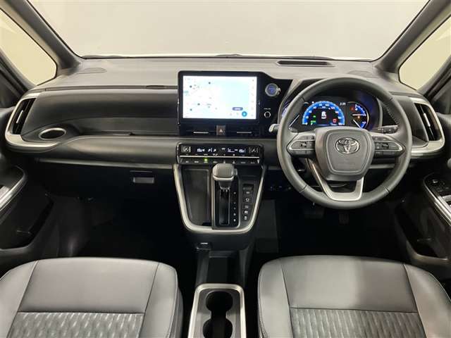 トヨタ&nbsp;ノア&nbsp;1.8 ハイブリッド S-Z&nbsp;&nbsp;神奈川県の詳細画像&nbsp;その6