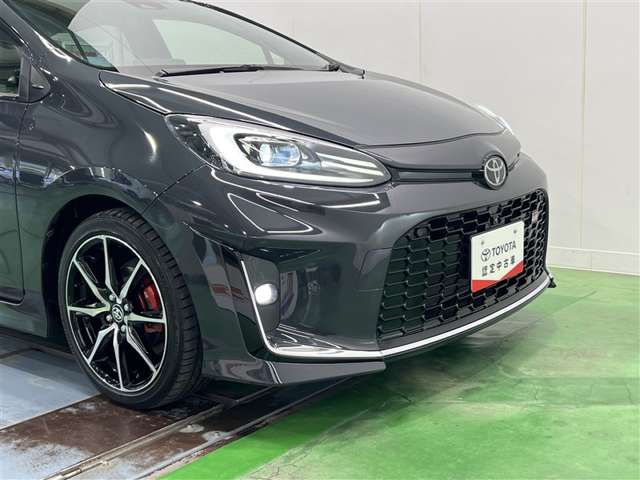 LEDヘッドランプで夜間も視界良好