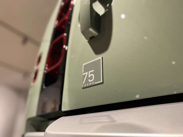 ランドローバー ディフェンダー 110 75th リミテッド エディション ディーゼルターボ 4WD ワンオーナー 150台限定車 埼玉県の詳細画像 その15