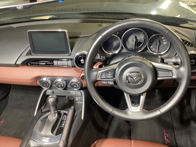 �ו��܂ō�荞�܂ꂽ���`���I�����ł��^�]���āw�l�n��́x���y���݂����Ȃ�܂��B����A�N���}�ɐG��Ă��̎����𖡂���Ă��������B