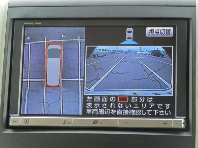 パノラミックビューモニター＆バックモニター♪車両の前後左右に搭載した４つのカメラの映像を合成し、車を真上から見ているような映像を表示♪