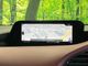 【８．８インチマツダコネクト】車内の雰囲気にマッチした大型のディスプレイ。スマホ接続でのナビ使用やＢｌｕｅｔｏｏｔｈ再生等、様々な機能が楽しめます。直感的なダイヤル操作が可能で、使い勝手も良好です。