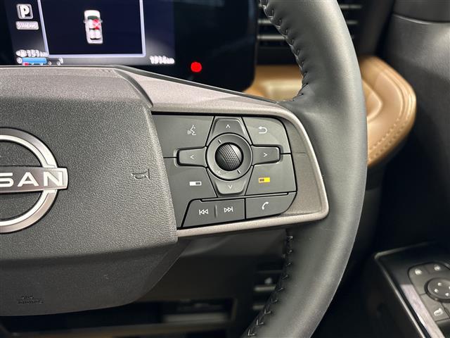 【運転席操作部】『運転席周辺の装備』の画像になります。快適なドライブを楽しむための機能が装備されています！運転席から触れるので使いやすいです！