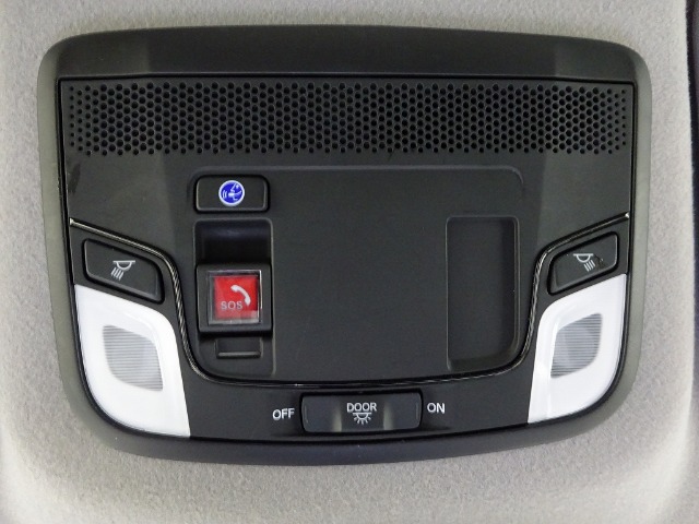 安心・安全と快適・便利を提供できる機能を備えた『Honda CONNECT』対応です!緊急時にはボタン一つで緊急サーポートセンターに繋がります。
