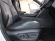 パワーシート搭載。微妙な調整が手軽にでき、ピッタリなポジションで運転することが可能です。