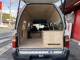 トヨタ ハイエースバン 2.0 DX ジャストロー ロングボディ ハイルーフ GLパッケージ仕様車 車中泊 3人乗 木製テーブル&引き出し 三重県の詳細画像 その4