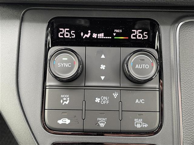 ◇【 オートエアコン 】車内温度を感知して自動で温度調整をしてくれるのでいつでも快適な車内空間を創り上げます！