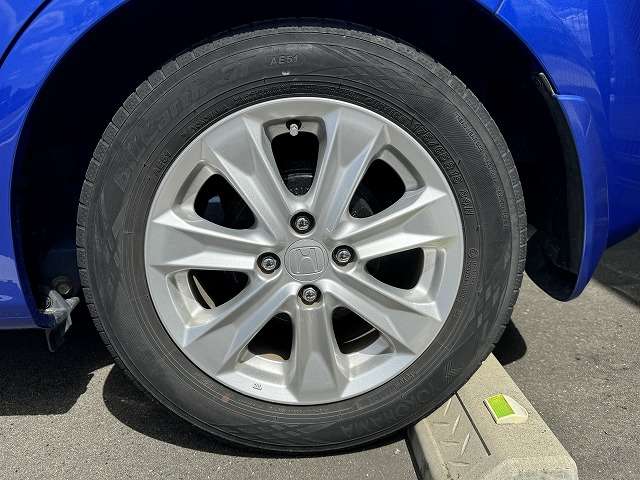 2011 Honda Fit Hybrid – thumbnail 44