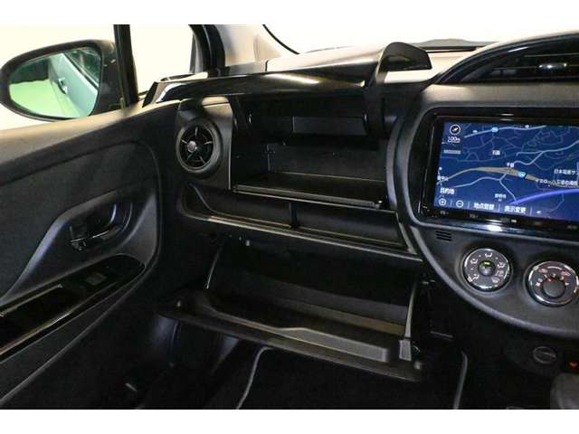 トヨタ ヴィッツ 1.3 F セーフティ エディションIII 4WD ナビ バックモニター スマートキー ETC 静岡県の詳細画像 その13