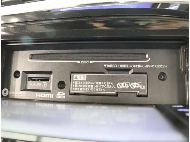 トヨタ ハイラックス 2.4 Z ディーゼルターボ 4WD 後期型 4300km ナビ Bカメラ Bluetooth 神奈川県の詳細画像 その11