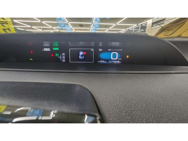 トヨタ プリウス 1.8 S セーフティ プラス ツートーン E-Four 4WD  青森県の詳細画像 その8