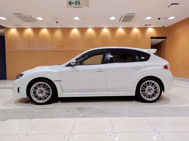 2008 Subaru Impreza Hatchback STI – thumbnail 12