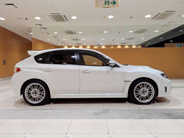 2008 Subaru Impreza Hatchback STI – thumbnail 14
