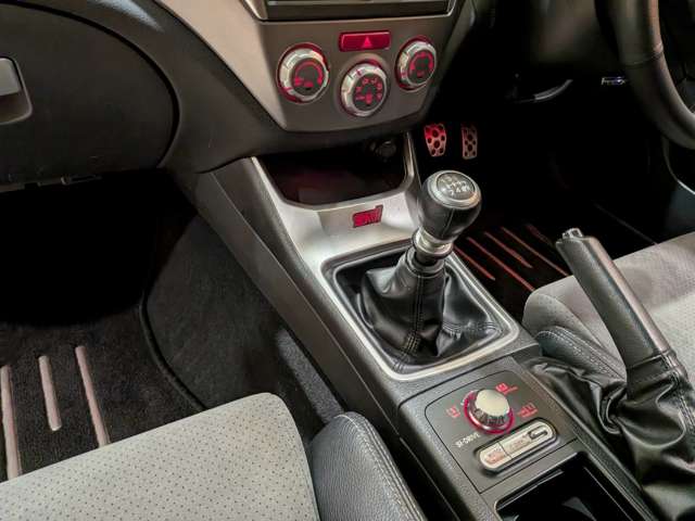 2008 Subaru Impreza Hatchback STI – thumbnail 42