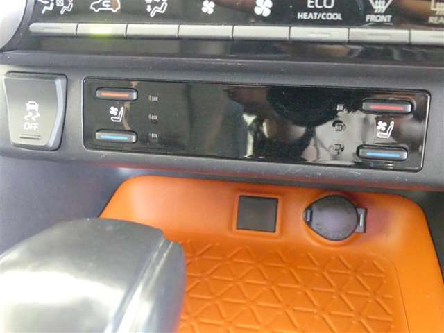 トヨタ RAV4 アドベンチャー 1オーナーブラインドスポットモニター 千葉県の詳細画像 その16