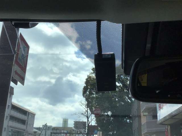 トヨタ プリウス 1.8 A 9インチナビ ドライブレコーダー 広島県の詳細画像 その12
