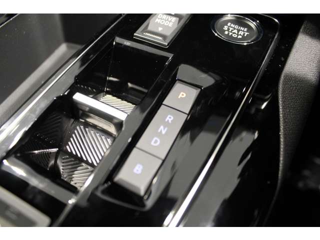 プジョー 3008 GT ハイブリッド4 4WD 新車保証継承 4輪駆動モード 岐阜県の詳細画像 その19