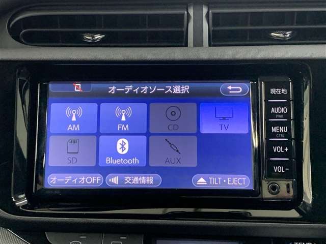 ワンセグテレビ、CD、Bluetoothオーディオなどが楽しめます。