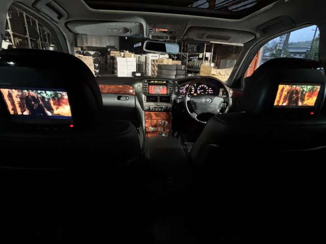2004 Toyota Celsior – thumbnail 44