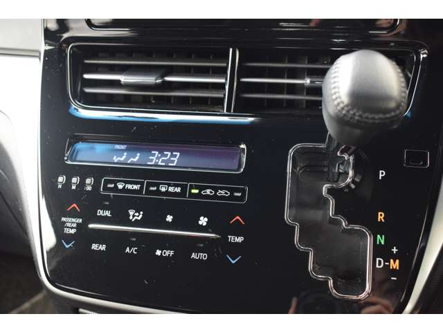 トヨタ エスティマ 2.4 アエラス プレミアム 4WD ナビTV バックカメラ 両側パワスラ 4WD 兵庫県の詳細画像 その13
