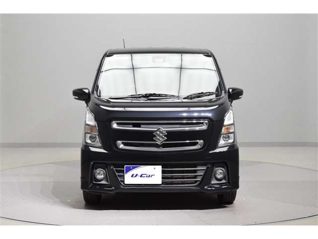 当店は全車『ロングラン保証』付！（1年間、距離無制限　HV車はHV保証付）　別途延長保証もご用意しております♪　ぜひ現車を確認にご来店ください